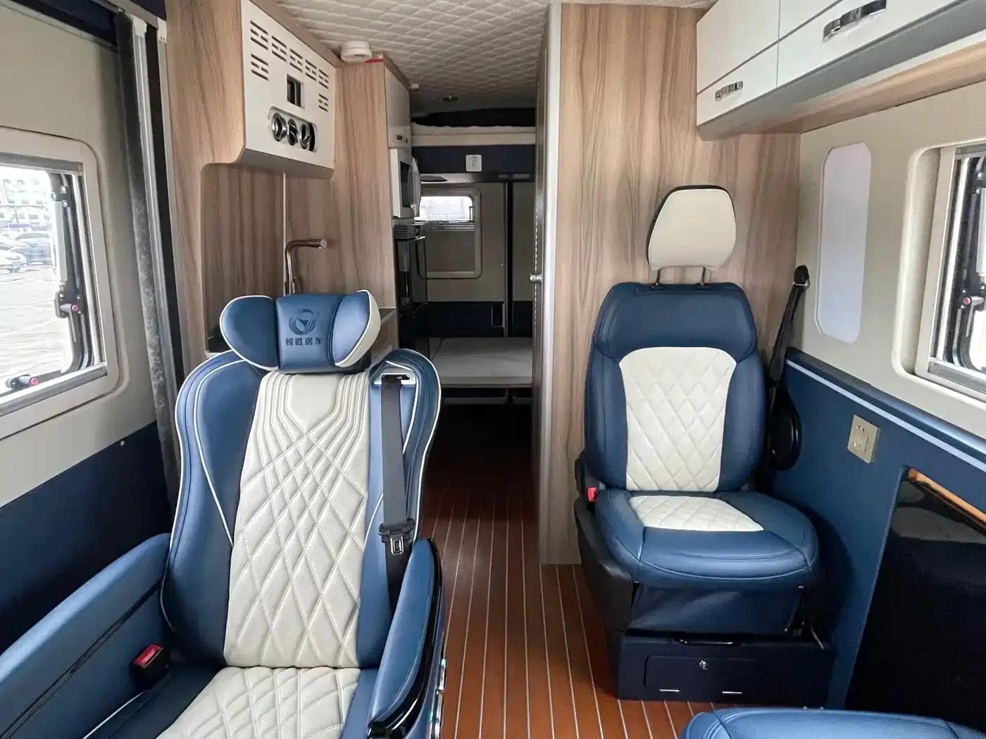 SAIC MAXUS V90 Motorhome 2021 Model 2.0T Traveler V90 Self-propelled Class B Motorhome Flagship Edition — миниатюра 43