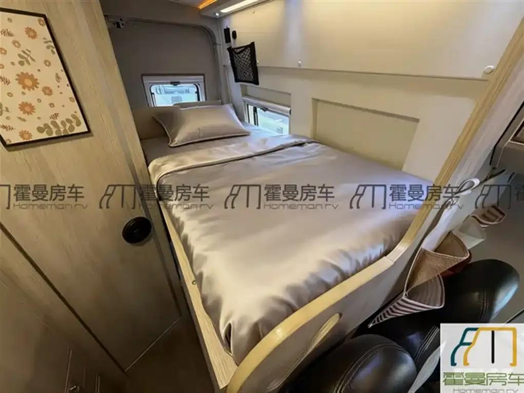 SAIC MAXUS V90 RV 2020 Model 2.0T C-type RV — миниатюра 16