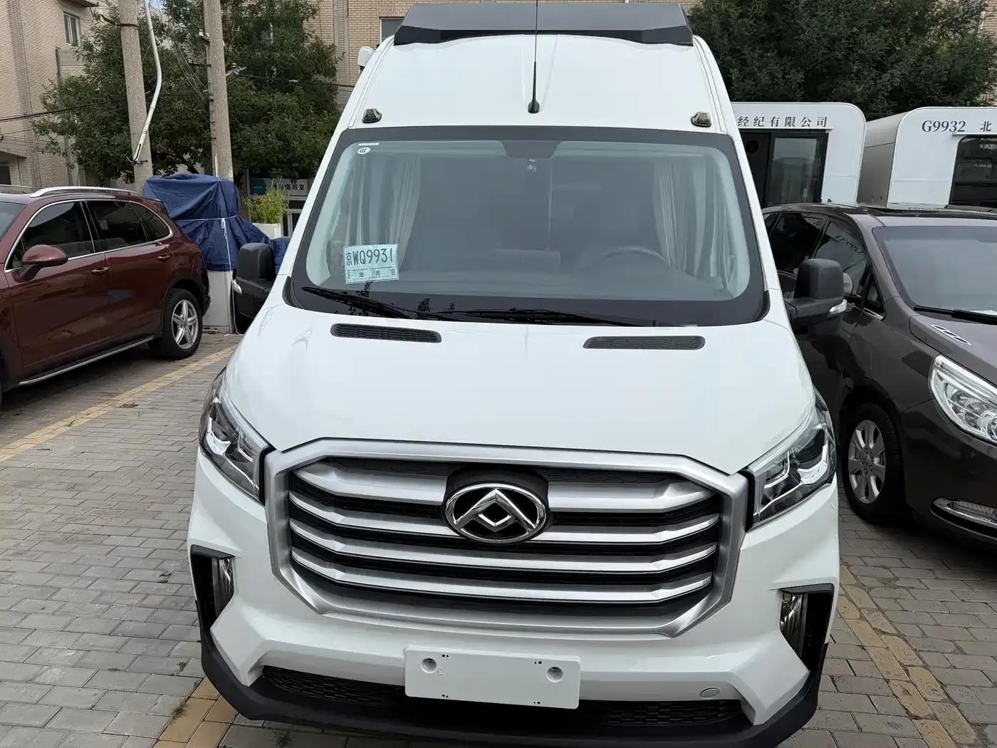 SAIC MAXUS V90 RV 2023 Model - Enjoy a Dynamic Lifestyle — миниатюра 2
