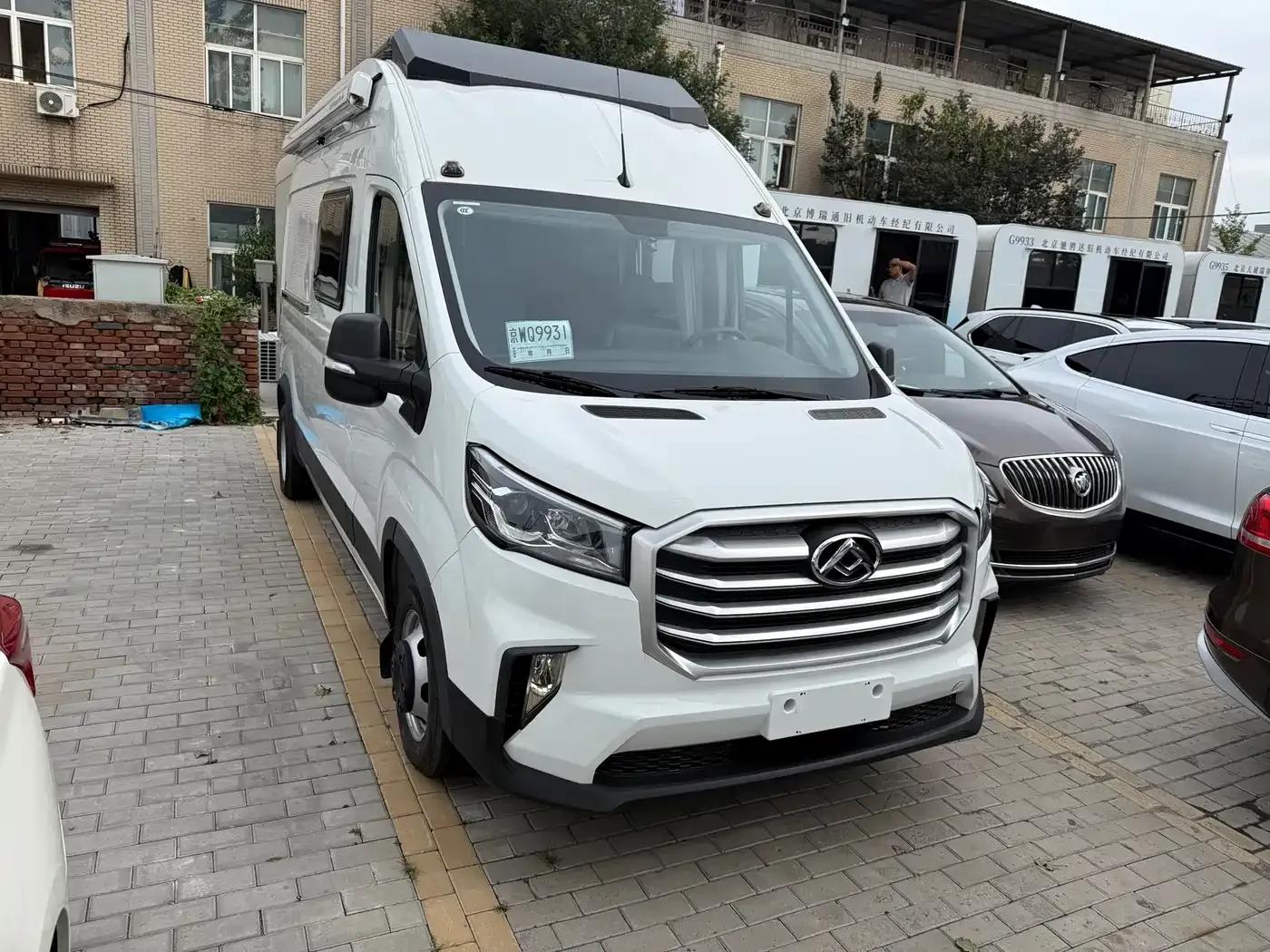 SAIC MAXUS V90 RV 2023 Model - Enjoy a Dynamic Lifestyle — миниатюра 3