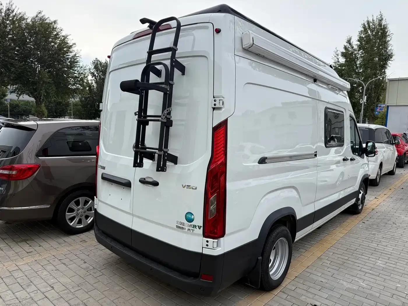 SAIC MAXUS V90 RV 2023 Model - Enjoy a Dynamic Lifestyle — миниатюра 6