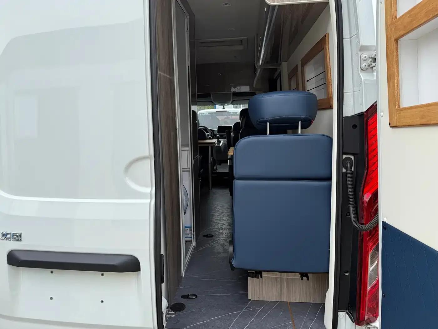 SAIC MAXUS V90 RV 2023 Model - Enjoy a Dynamic Lifestyle — миниатюра 9