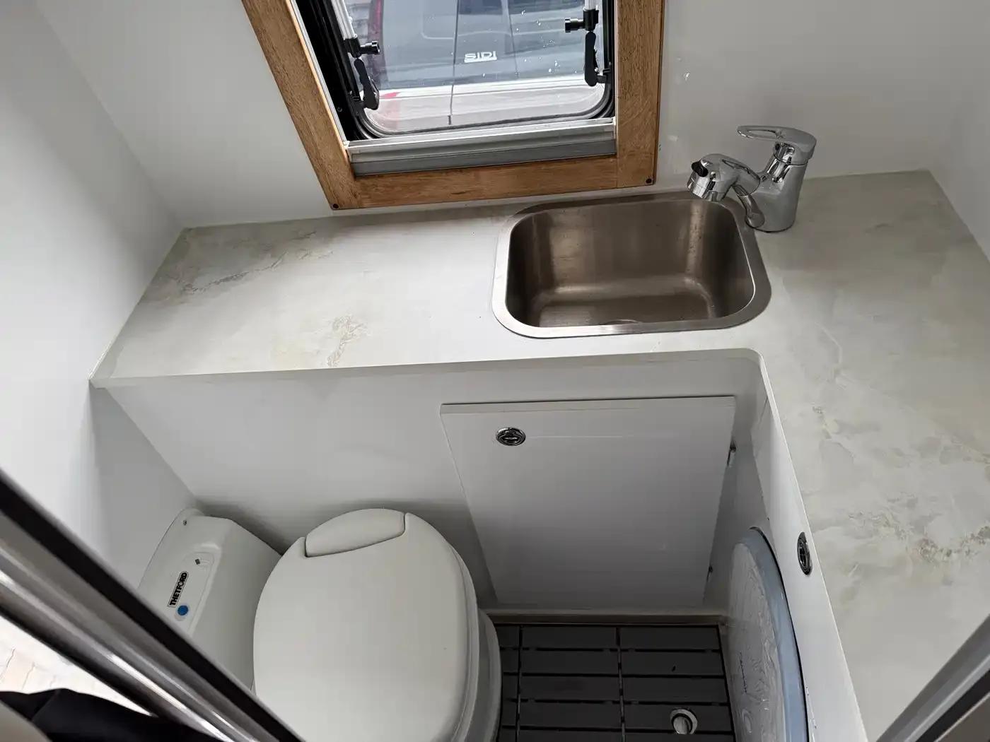 SAIC MAXUS V90 RV 2023 Model - Enjoy a Dynamic Lifestyle — миниатюра 10