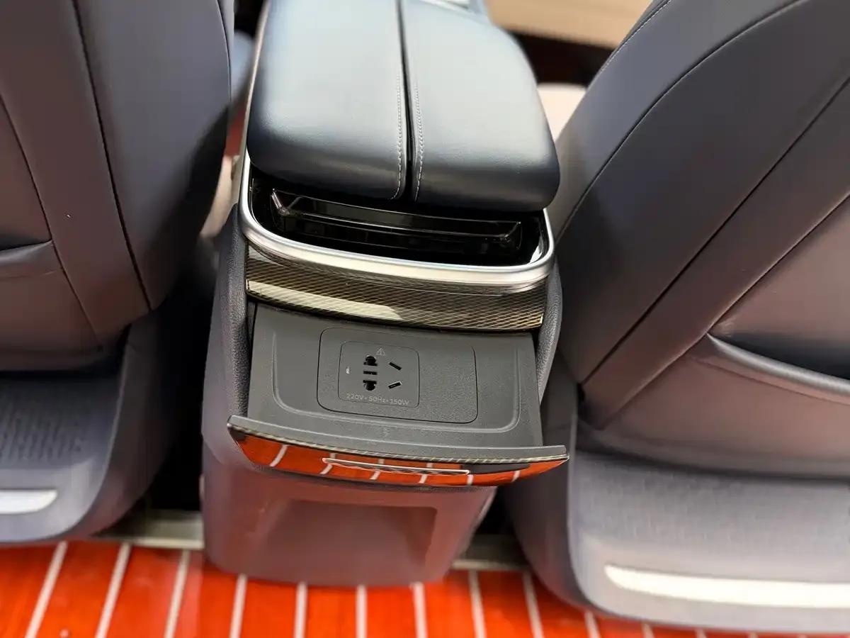 Maxus G90 2022 2.0T Nebula 7-seater Edition — миниатюра 11