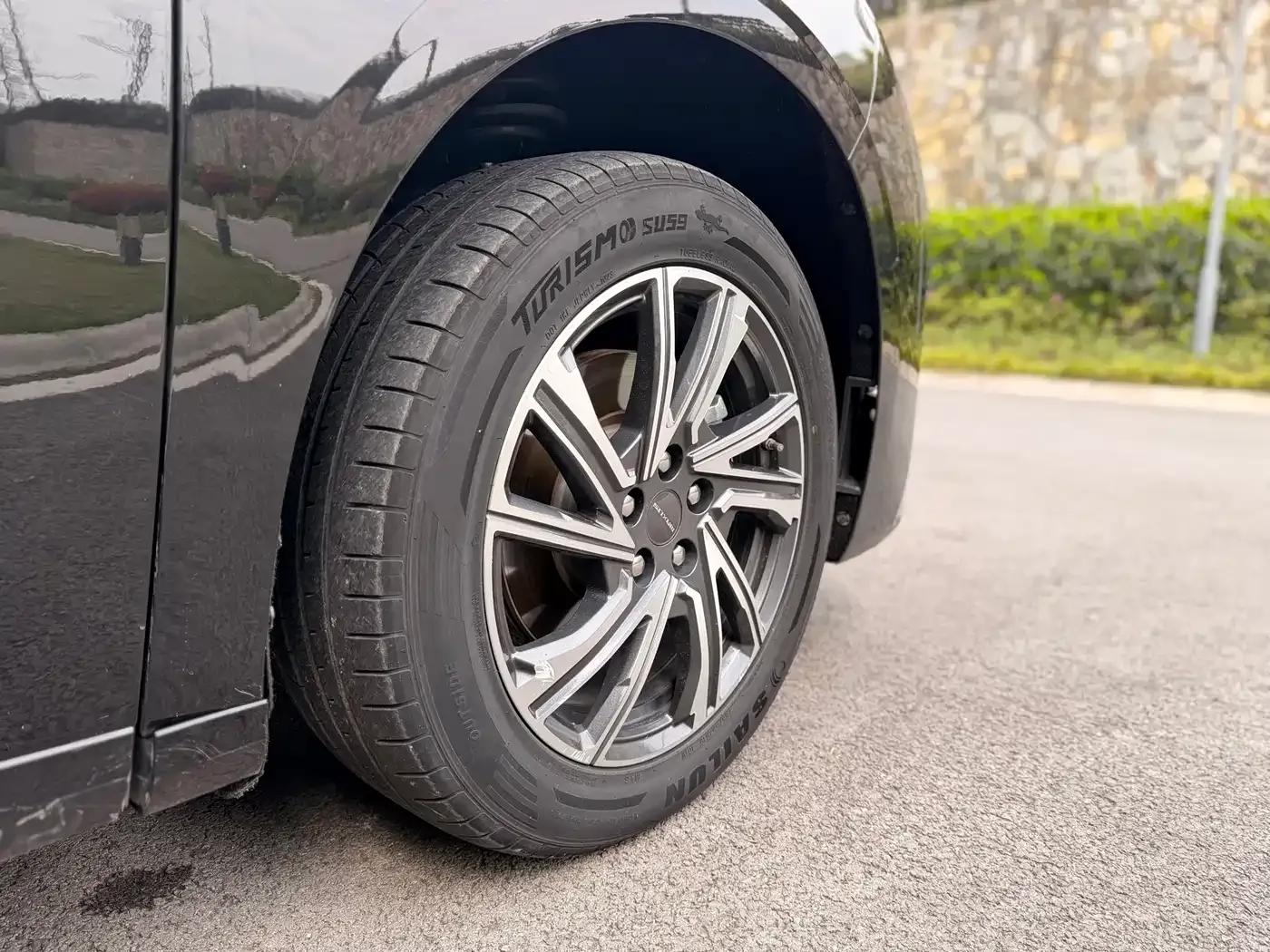 Maxus G90 2022 2.0T Nebula 7-seater Edition — миниатюра 19
