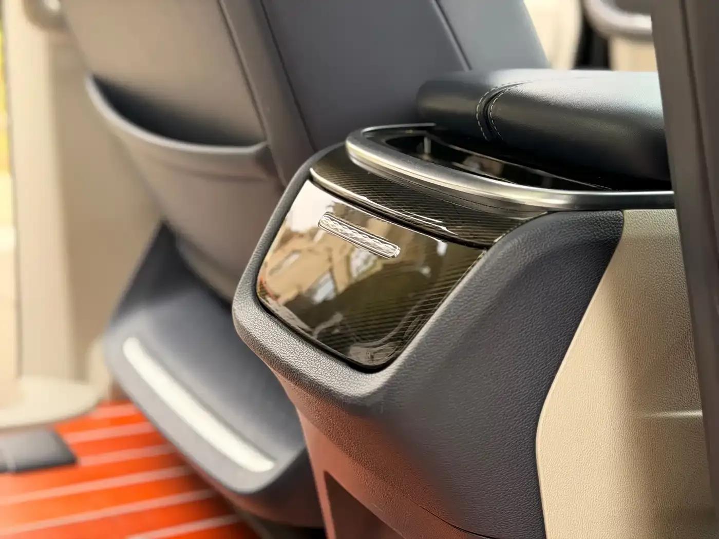 Maxus G90 2022 2.0T Nebula 7-seater Edition — миниатюра 40