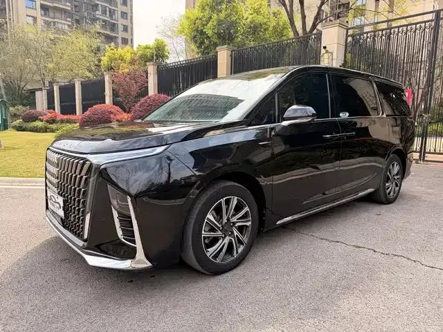 Maxus G90 2022 2.0T Nebula 7-seater Edition