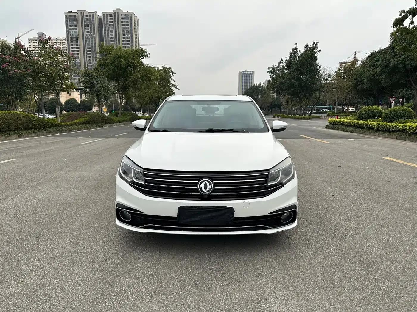 Jingyi S50 2017 1.6L CVT Luxury Edition — миниатюра 2