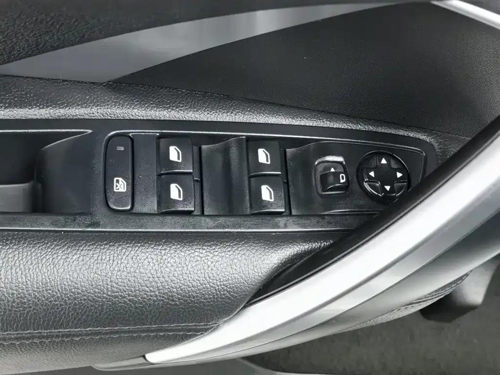 DS 4S 2016 1.6T Automatic Smart Edition THP160 — миниатюра 9
