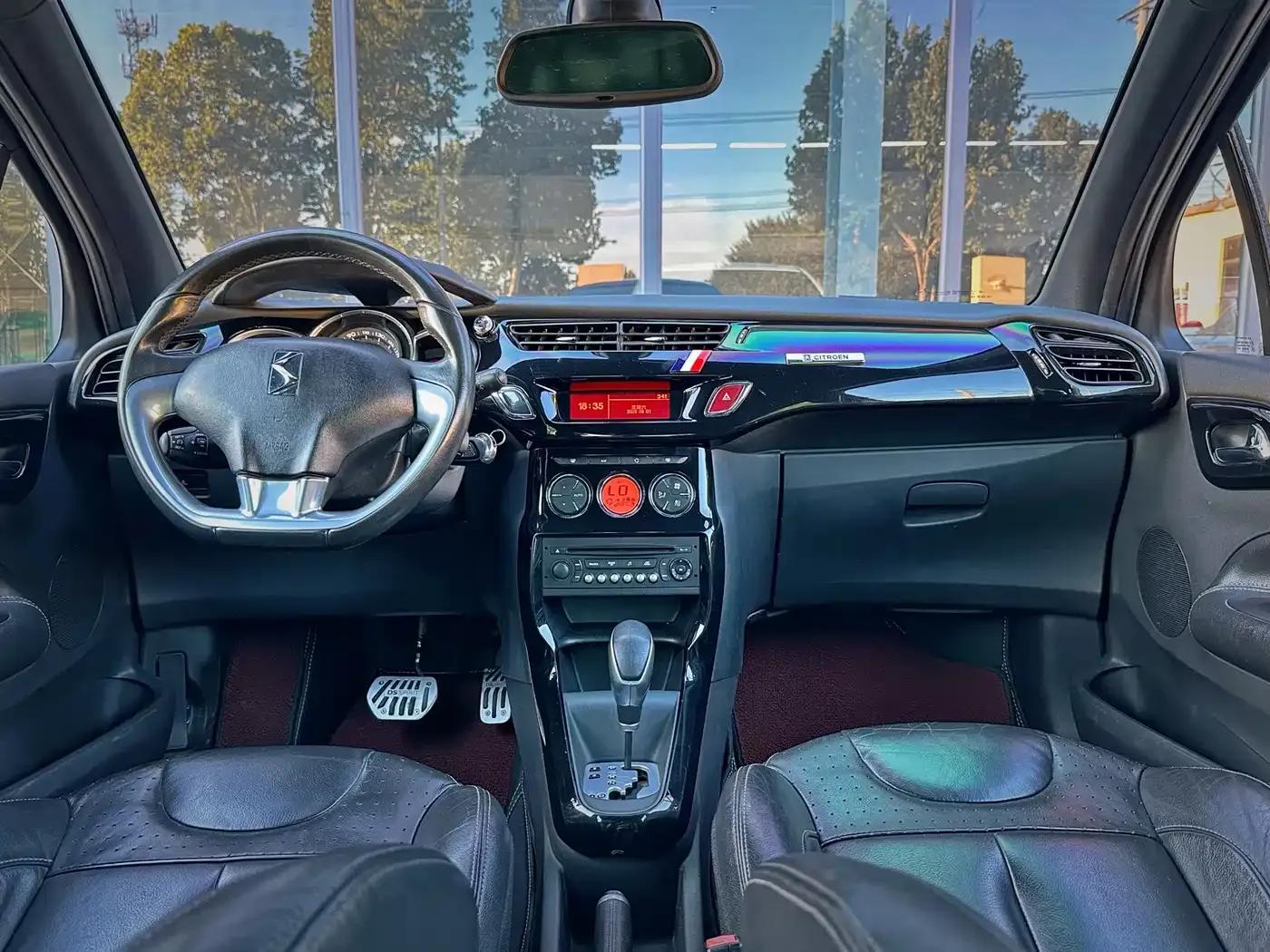 DS 3 Classic 2012 1.6L Fashion Edition — миниатюра 9