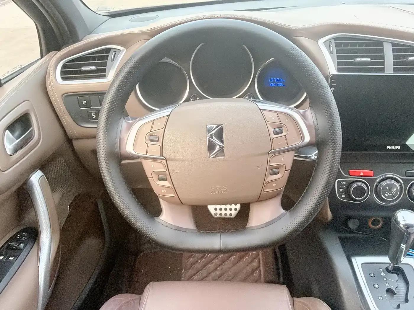 DS 4 2012 1.6T Elegant Edition — миниатюра 12