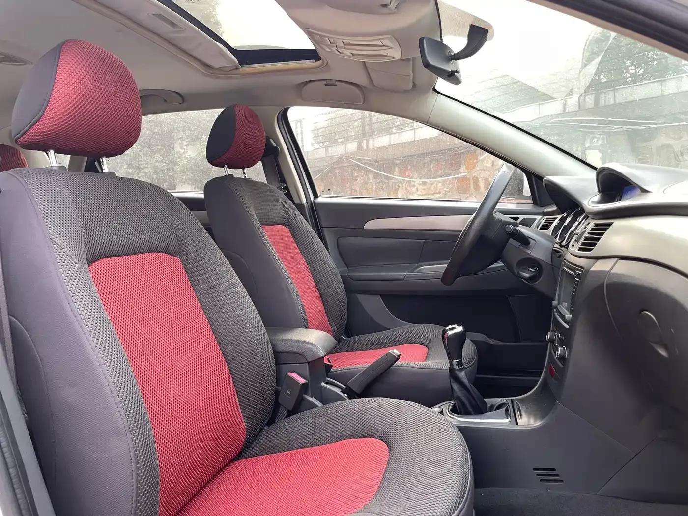 Dongfeng Fengshen H30 2012 CROSS 1.6L Manual Premium Edition — миниатюра 5