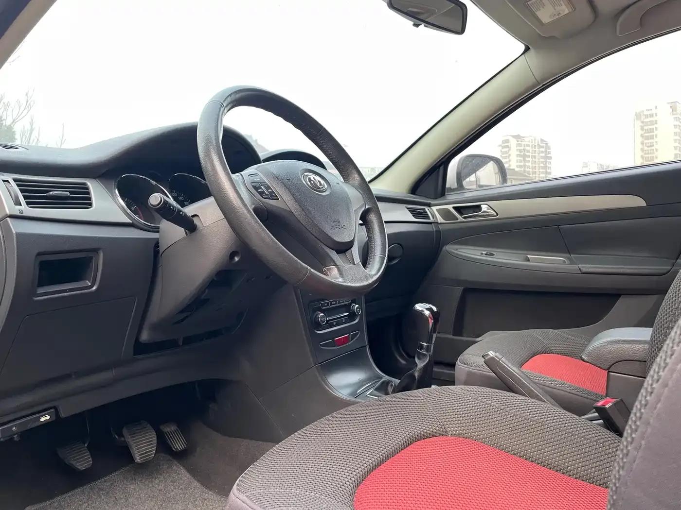 Dongfeng Fengshen H30 2012 CROSS 1.6L Manual Premium Edition — миниатюра 9