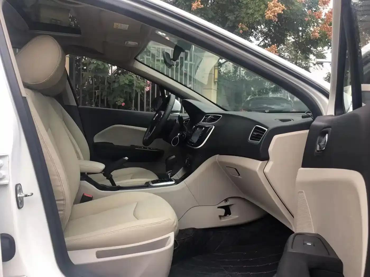 Dongfeng Fengshen L60 2015 Model 1.8L Automatic New Enjoyment Edition — миниатюра 6