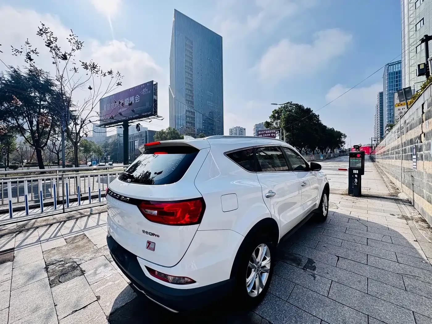 Fengguang 580Pro 2020 280TGDI CVT Leading Edition — миниатюра 10
