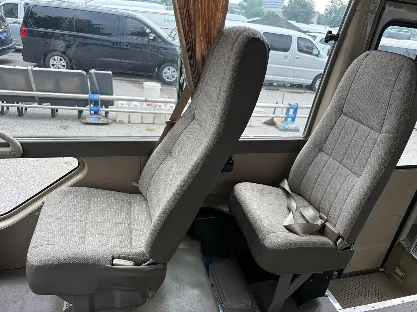 2007 Toyota Coaster 2.7L Gasoline Premium Upgrade Edition (23 Seats) — миниатюра 16