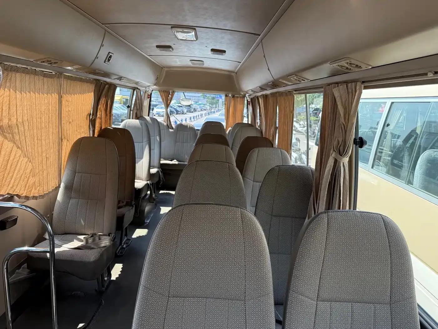 2007 Toyota Coaster 2.7L Gasoline Premium Upgrade Edition (23 Seats) — миниатюра 6
