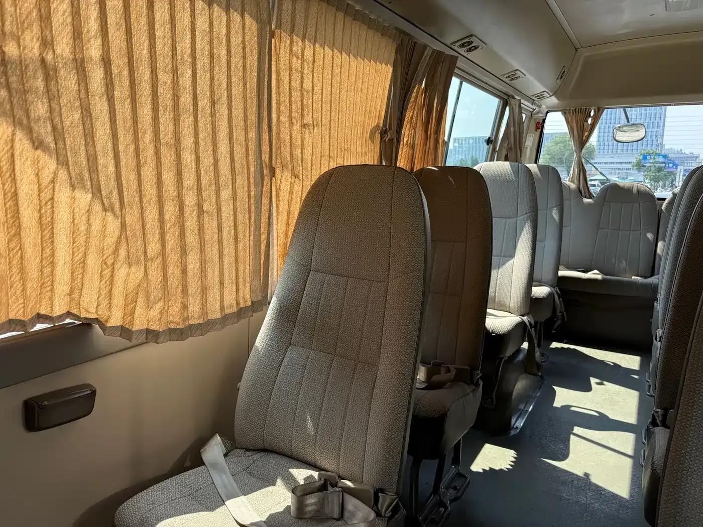 2007 Toyota Coaster 2.7L Gasoline Premium Upgrade Edition (23 Seats) — миниатюра 8