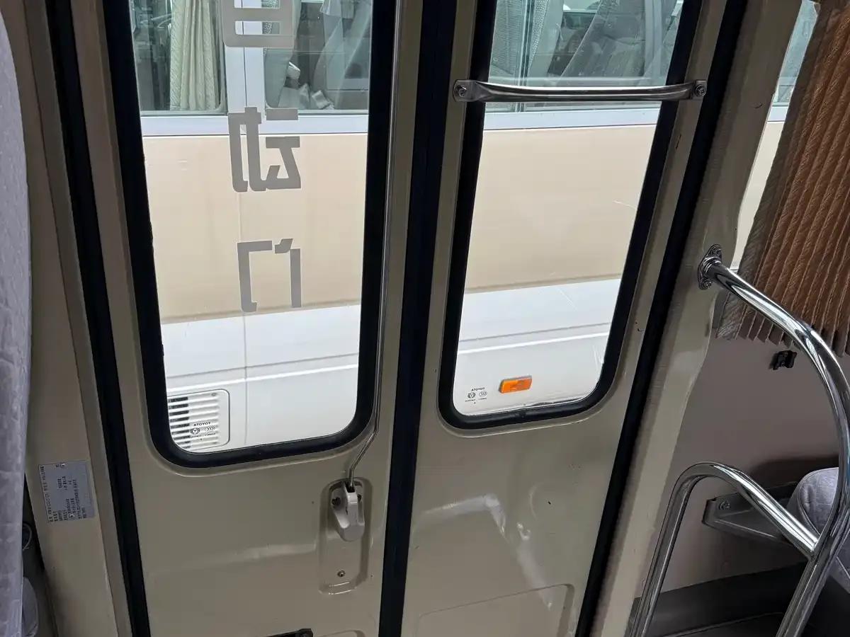 2007 Toyota Coaster 2.7L Gasoline Premium Upgrade Edition (23 Seats) — миниатюра 13