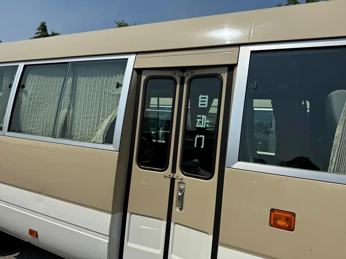 2007 Toyota Coaster 2.7L Gasoline Premium Upgrade Edition (23 Seats) — миниатюра 3