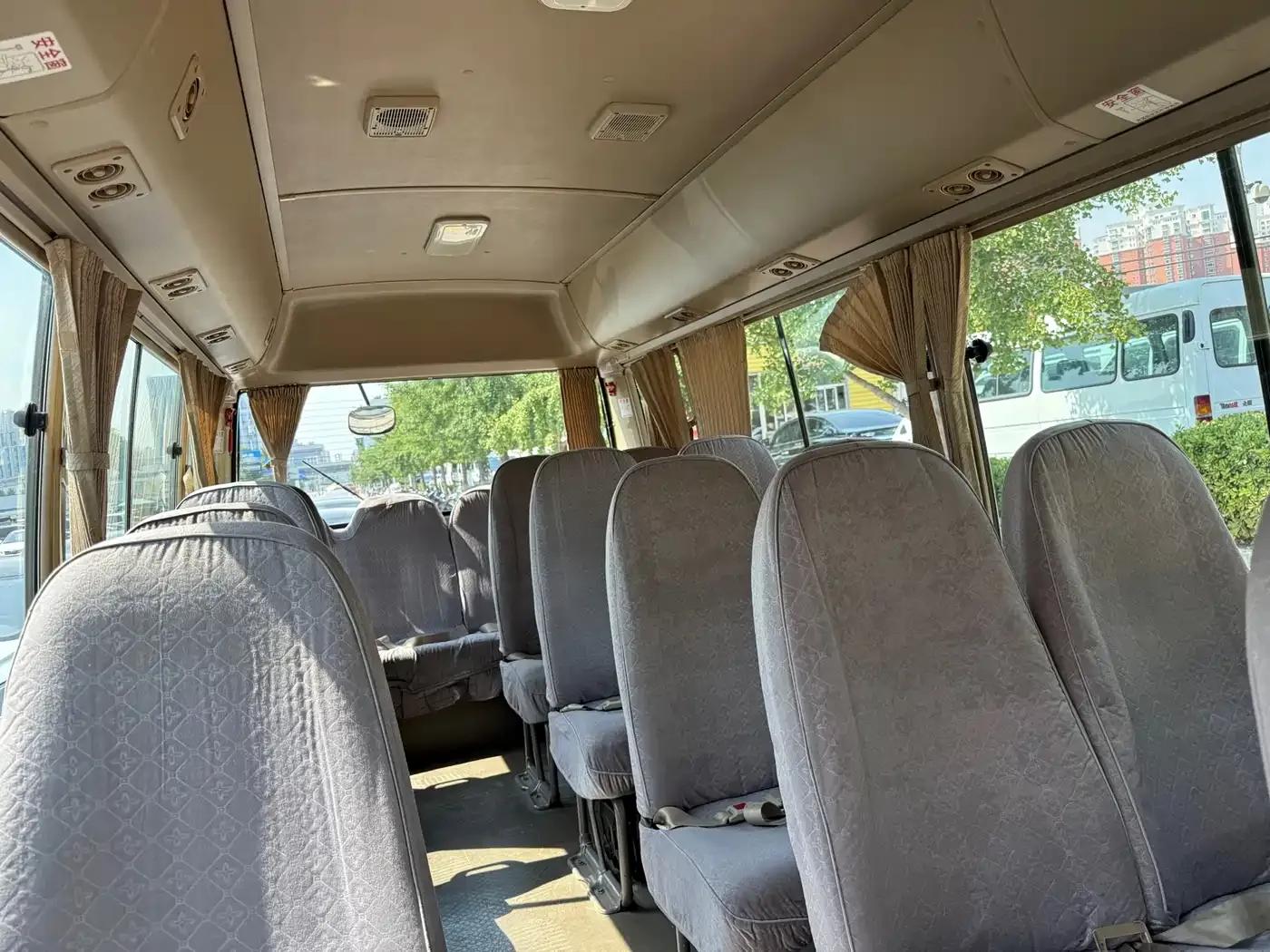 2007 Toyota Coaster 2.7L Gasoline Premium Upgrade Edition (23 Seats) — миниатюра 5