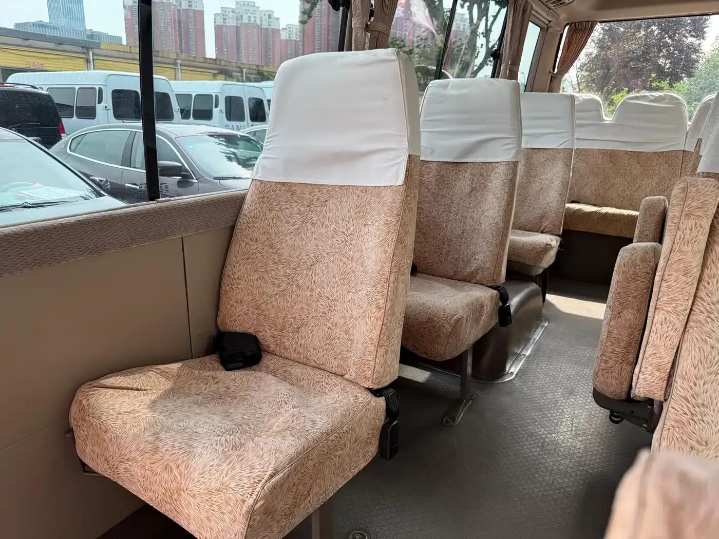2007 Toyota Coaster 2.7L Gasoline Luxury Edition (23 Seats) — миниатюра 31