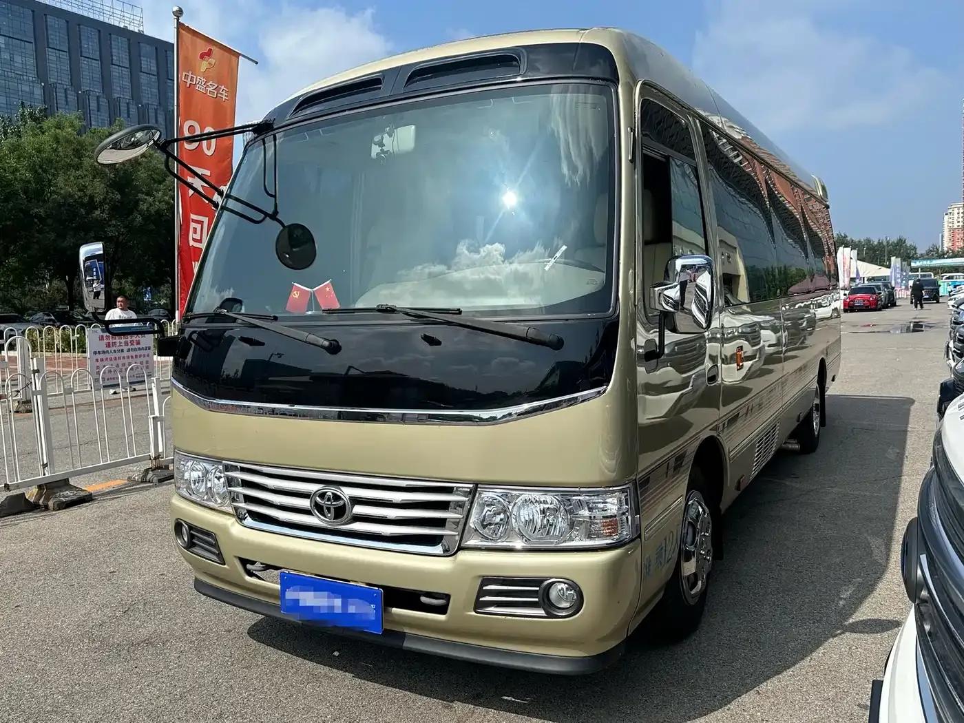 2019 Toyota Coaster 4.0L Luxury SUV GRB53L-ZCMEK 12-seater 9GR — миниатюра 1