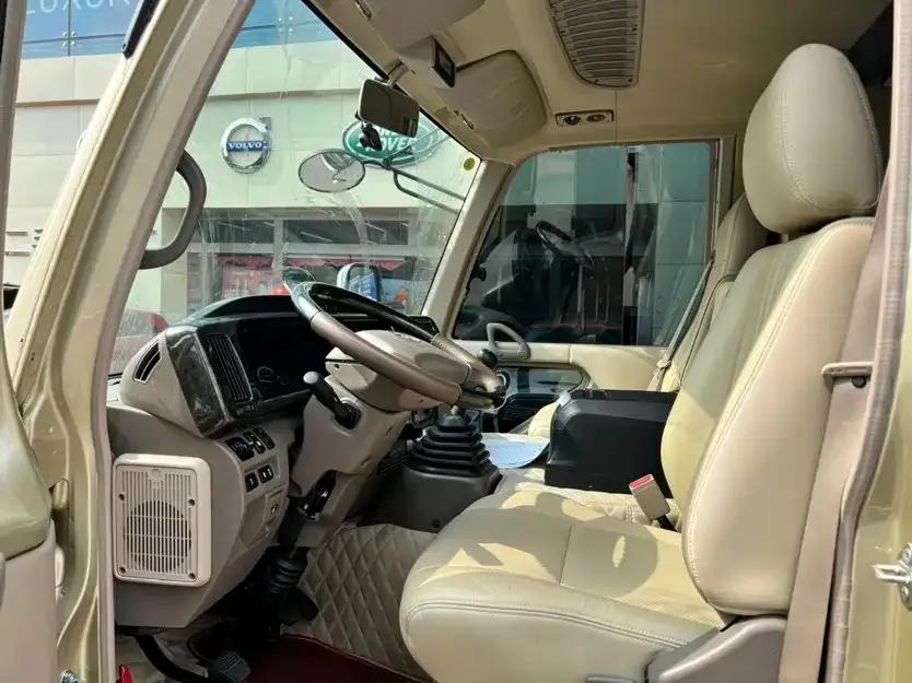 2019 Toyota Coaster 4.0L Luxury SUV GRB53L-ZCMEK 12-seater 9GR — миниатюра 3