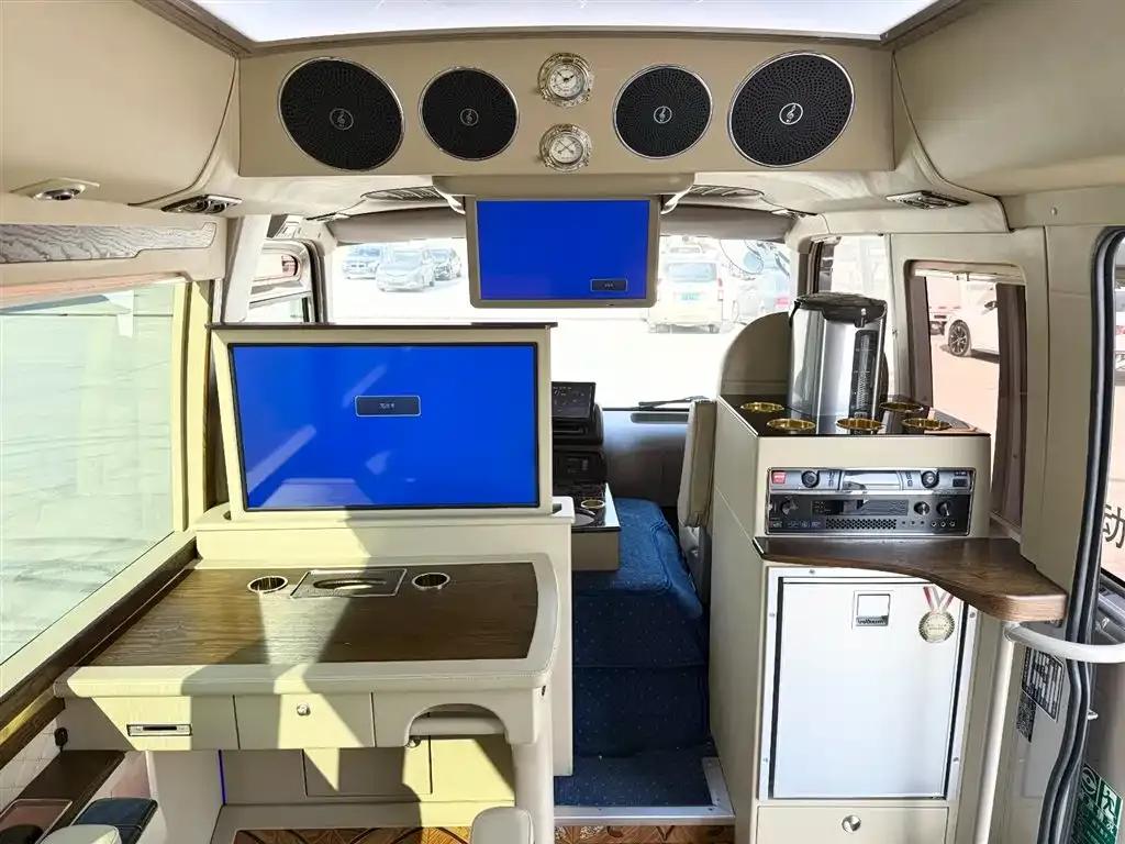 2015 Toyota Coaster 4.0L Luxury SUV GRB53L-ZCMEK 20-seater — миниатюра 19