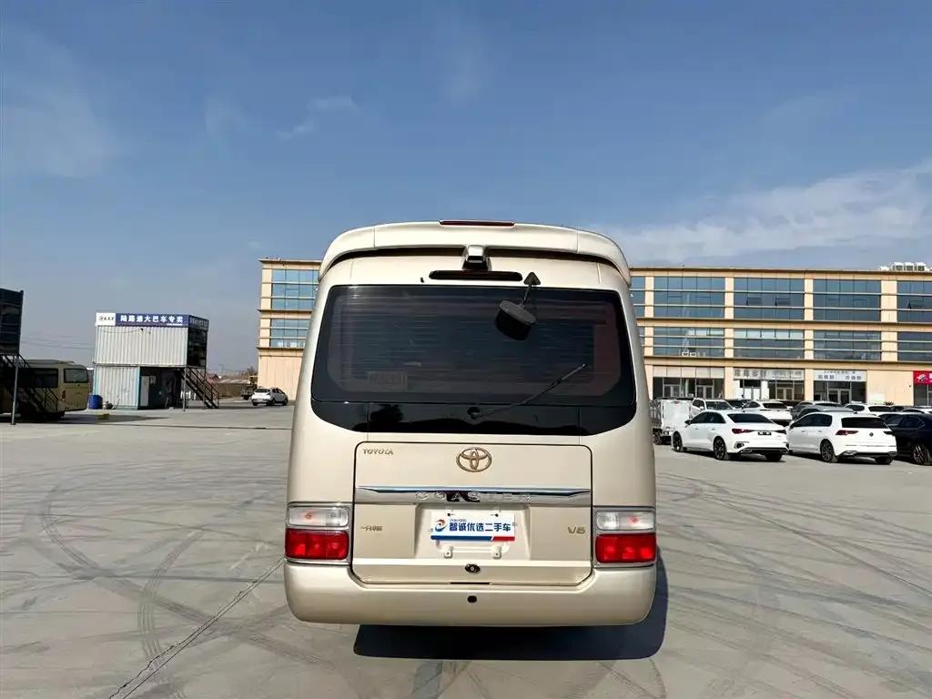 2015 Toyota Coaster 4.0L Luxury SUV GRB53L-ZCMEK 20-seater — миниатюра 3