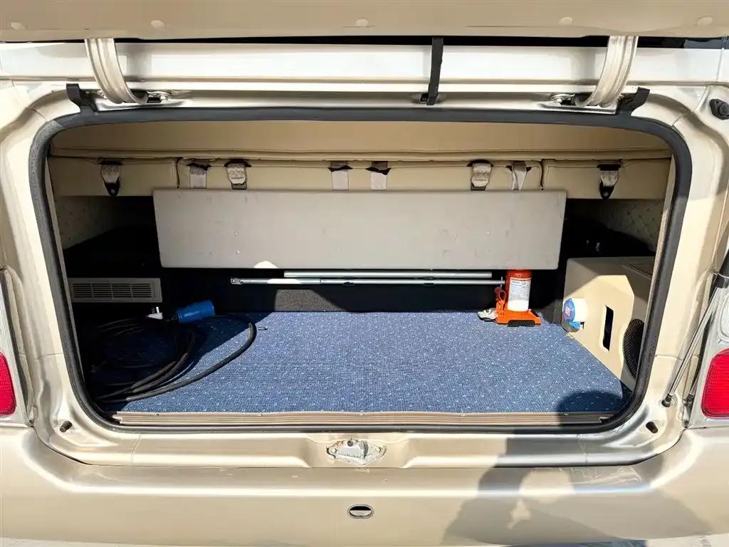 2015 Toyota Coaster 4.0L Luxury SUV GRB53L-ZCMEK 20-seater — миниатюра 22