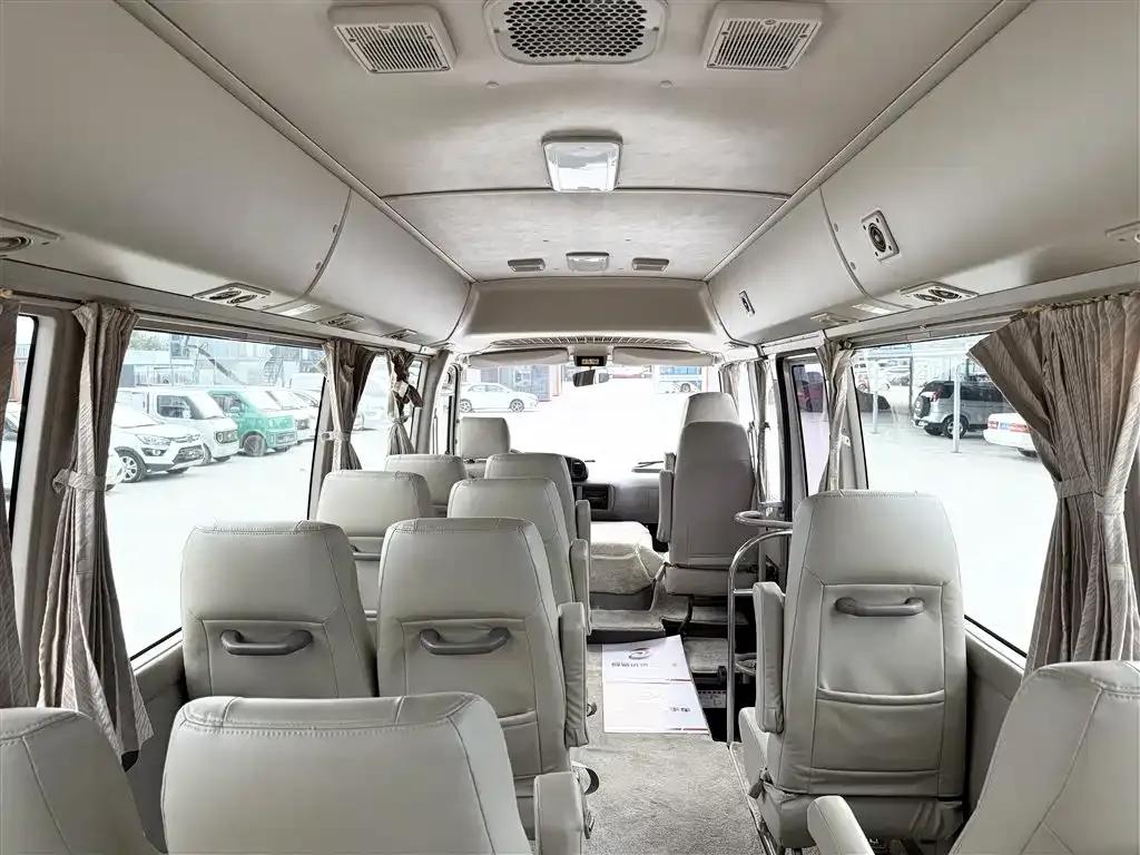 2007 Toyota Coaster 2.7L Gasoline Premium Edition (20 Seats) — миниатюра 11