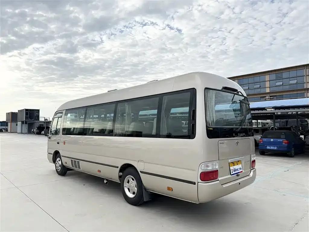 2007 Toyota Coaster 2.7L Gasoline Premium Edition (20 Seats) — миниатюра 17