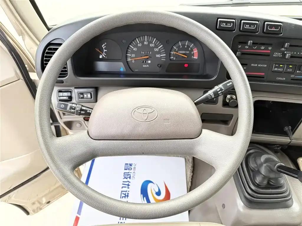 2007 Toyota Coaster 2.7L Gasoline Premium Edition (20 Seats) — миниатюра 6