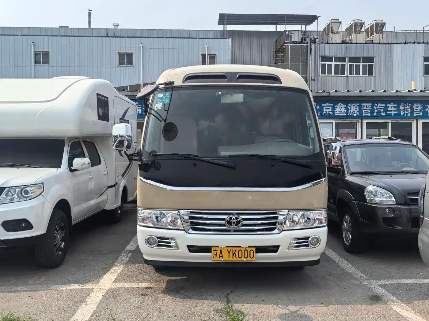 2019 Toyota Coaster 4.0L Luxury SUV GRB53L-ZEMNK 23-seat model with armrest 9GR — миниатюра 2