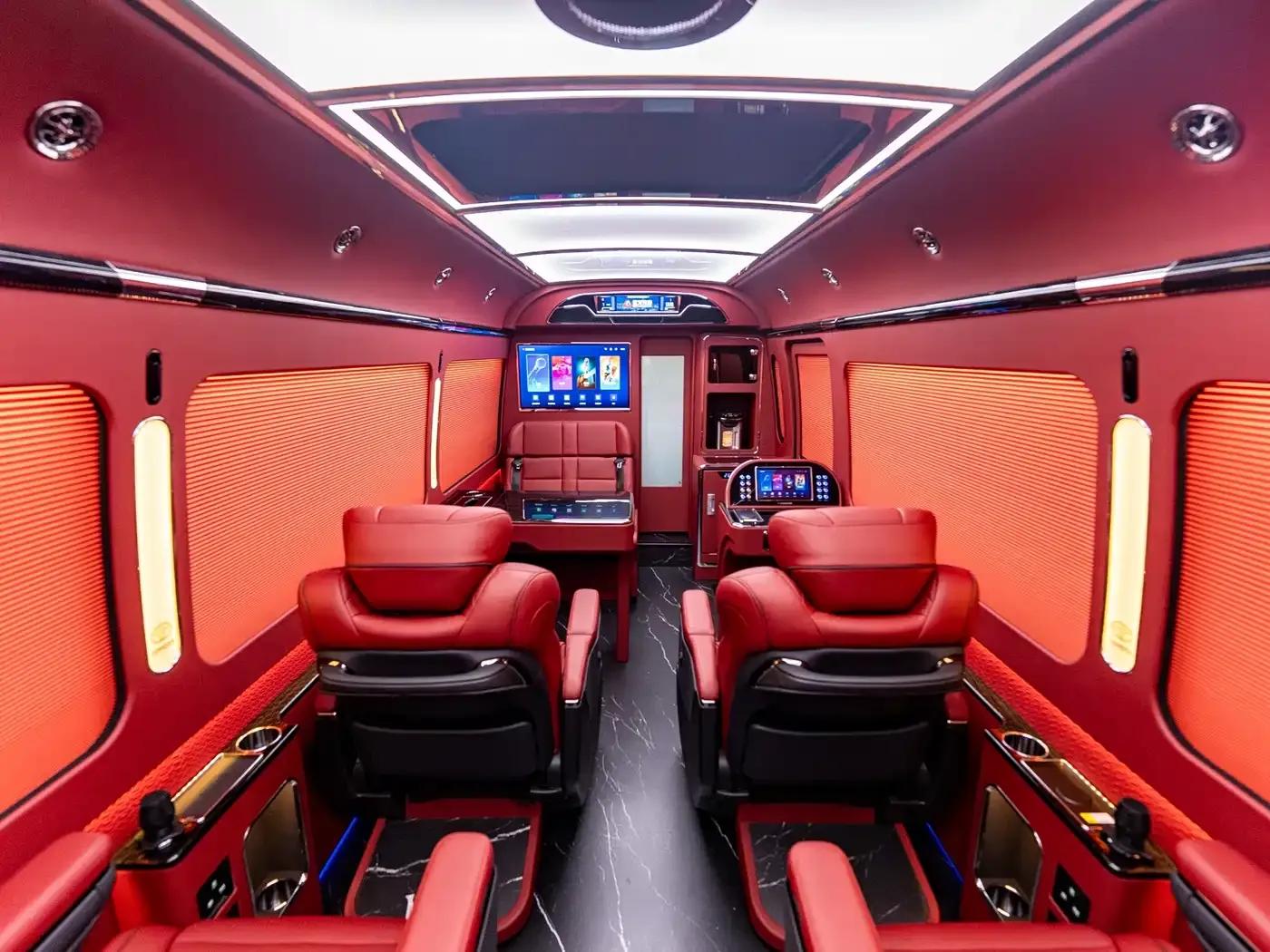2025 Toyota Coaster 4.0L Manual — миниатюра 18