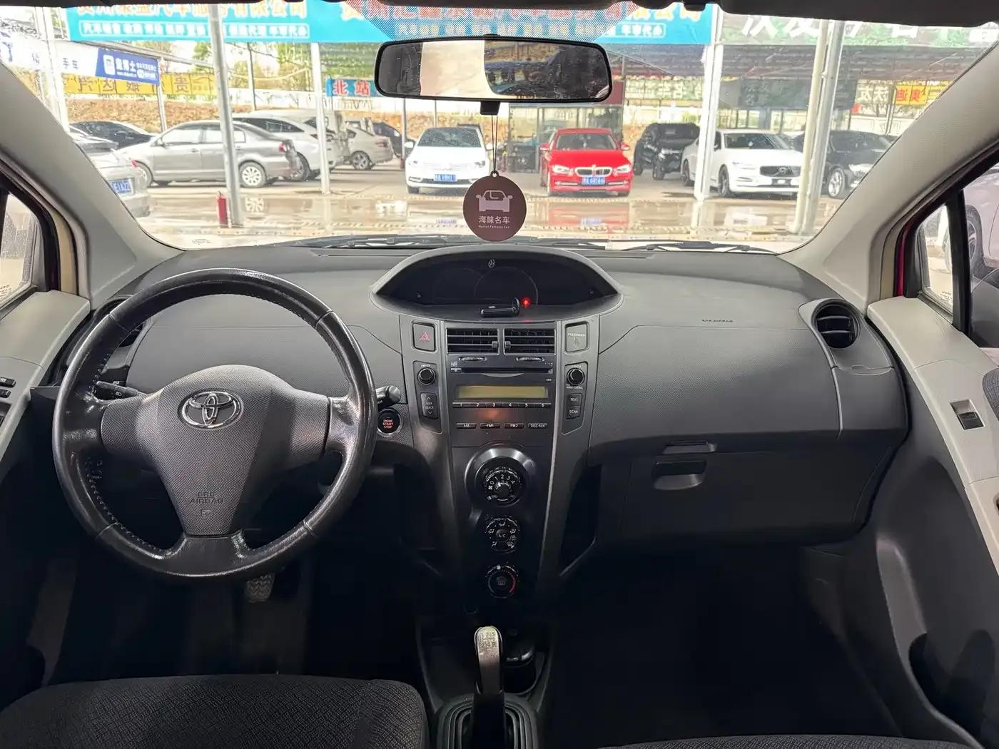2008 Toyota Yaris 1.6RS Manual Supreme Edition — миниатюра 6