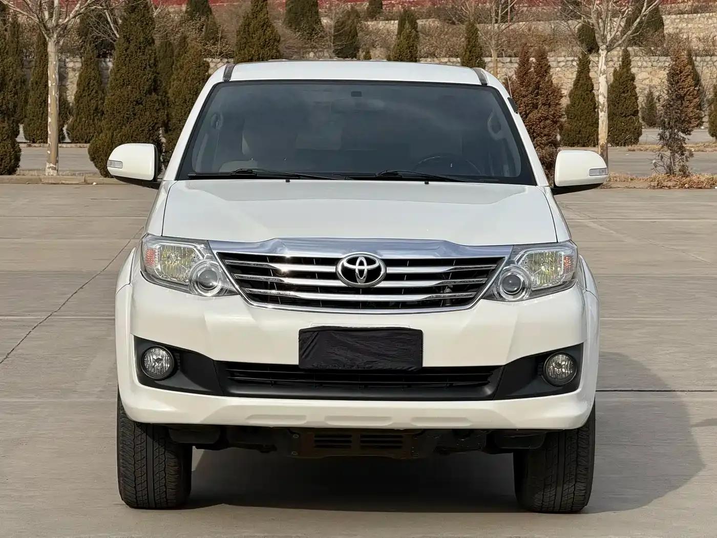 Fortuner 2016 2.7L Middle East Edition — миниатюра 2