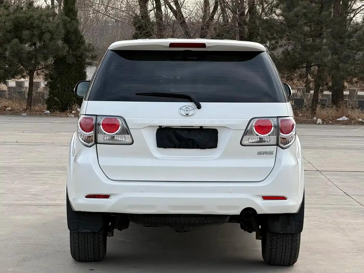 Fortuner 2016 2.7L Middle East Edition — миниатюра 6