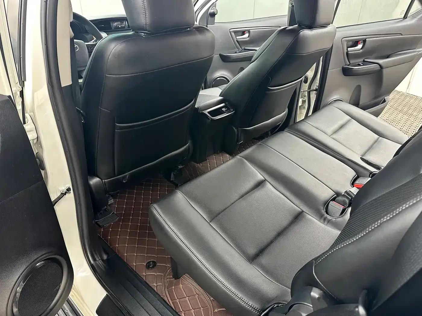 Fortuner 2017 2.7L Middle East Edition — миниатюра 12
