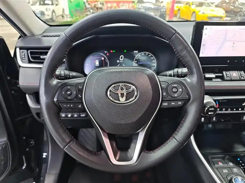 Highlander New Energy 2023 High-Performance Edition 2.5L AWD Exhilarating Version — миниатюра 13