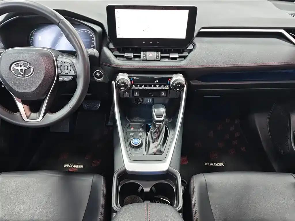 Highlander New Energy 2023 High-Performance Edition 2.5L AWD Exhilarating Version — миниатюра 18