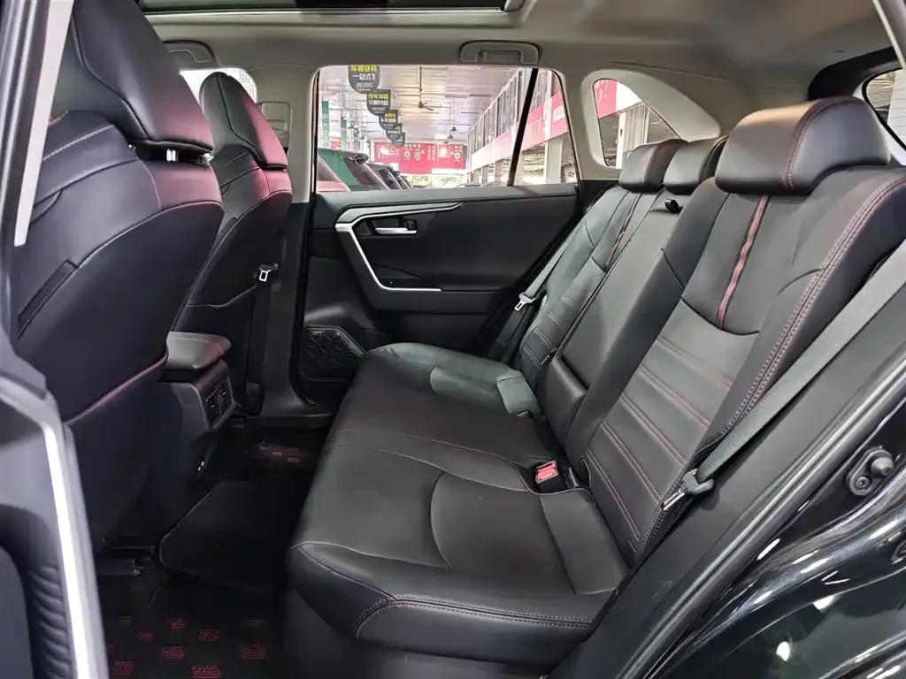Highlander New Energy 2023 High-Performance Edition 2.5L AWD Exhilarating Version — миниатюра 25