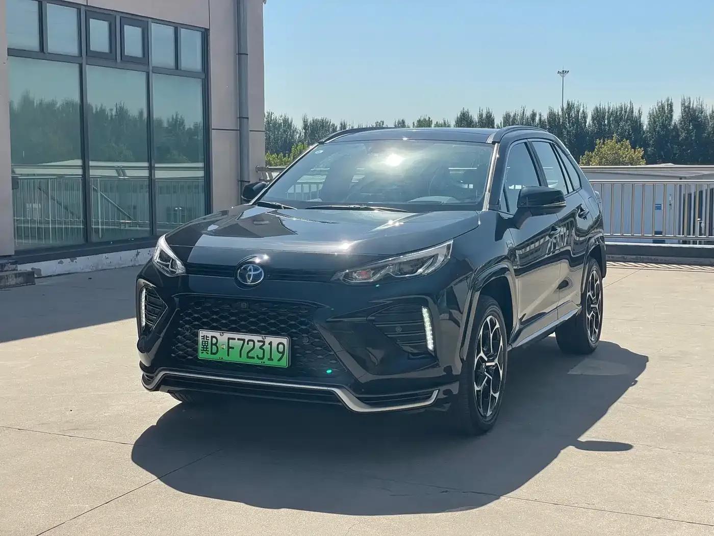 Highlander New Energy 2023 High-Performance Edition 2.5L AWD Exhilarating Version — миниатюра 1
