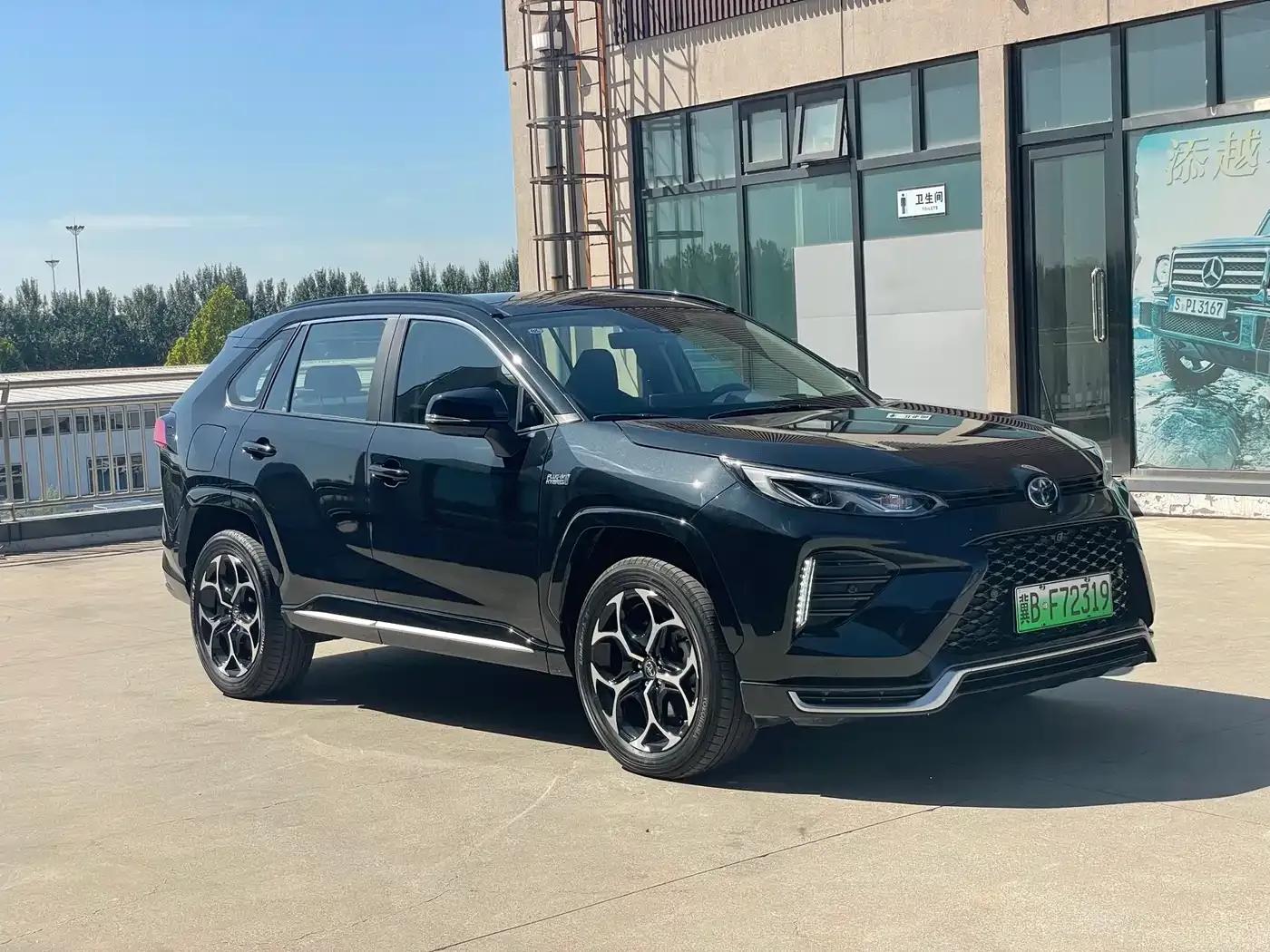 Highlander New Energy 2023 High-Performance Edition 2.5L AWD Exhilarating Version — миниатюра 3