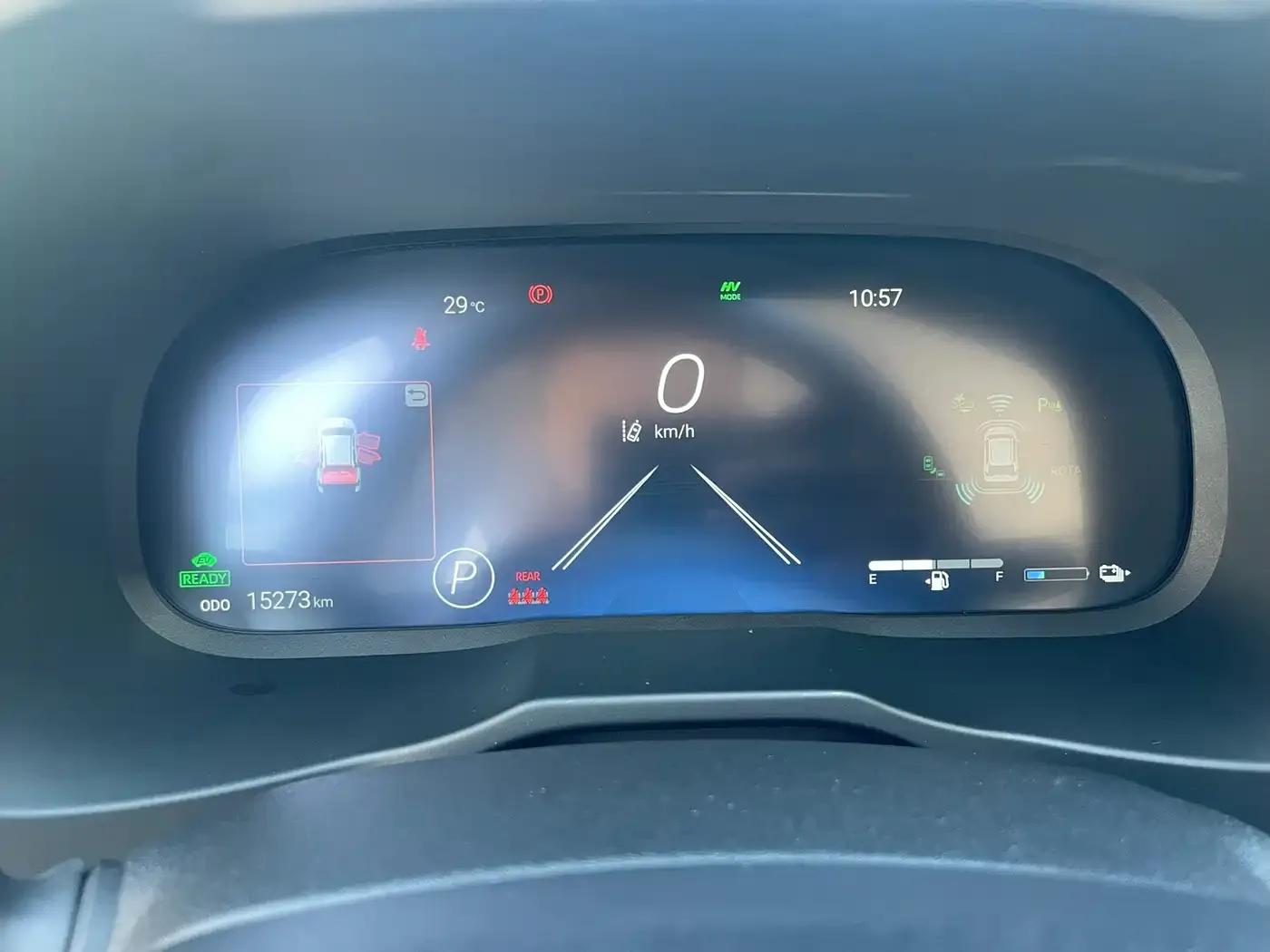 Highlander New Energy 2023 High-Performance Edition 2.5L AWD Exhilarating Version — миниатюра 21