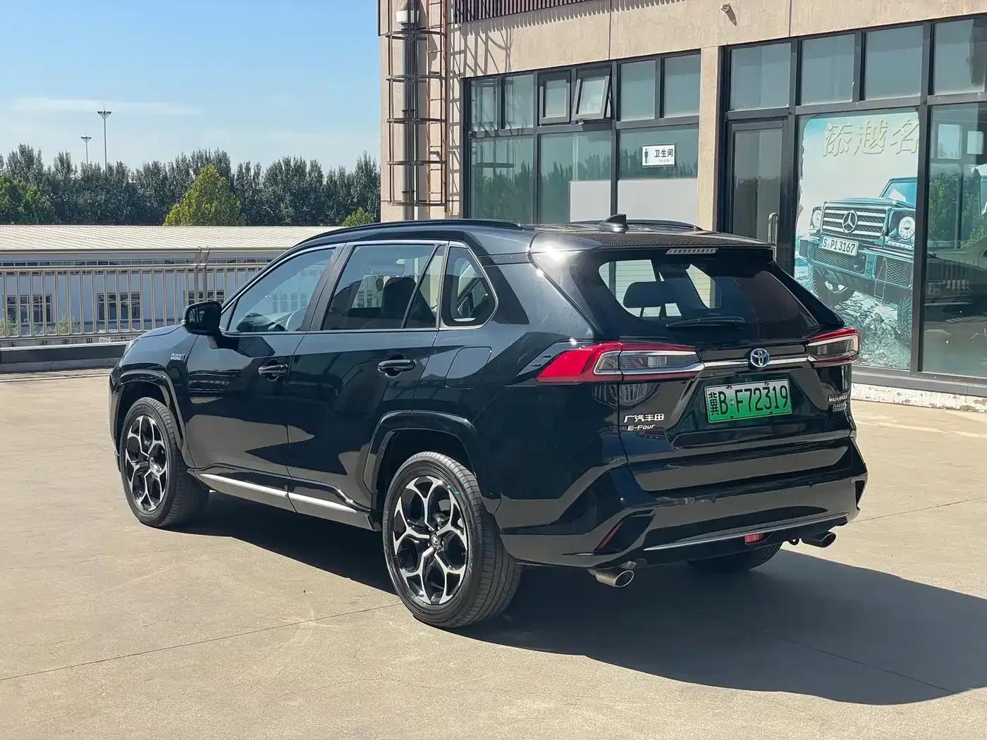 Highlander New Energy 2023 High-Performance Edition 2.5L AWD Exhilarating Version — миниатюра 6