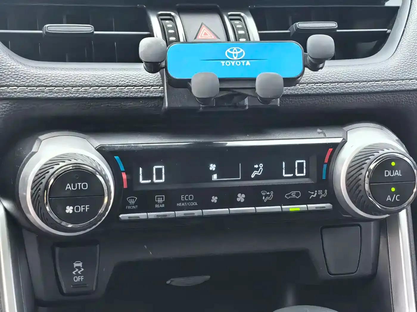 RAV4 Hybrid E+ 2021 2.5L 2WD Elite Pro — миниатюра 20