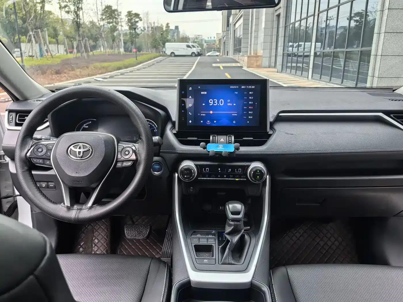 RAV4 Hybrid E+ 2021 2.5L 2WD Elite Pro — миниатюра 10
