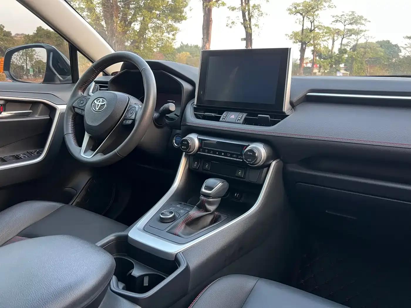 RAV4 Hybrid E+ 2022 2.5L 2WD Elite Pro — миниатюра 18